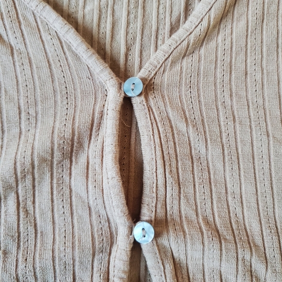 Urban Outfitters Ribbed Button-Up Crop Top - Cream - Picture 5 of 7